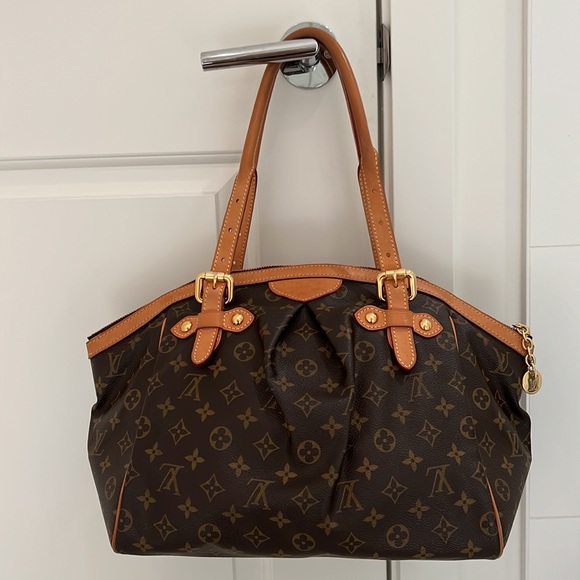 Authentic - Louis Vuitton Tivoli GM (Grand Modele) monogram - Picture 3 of 15